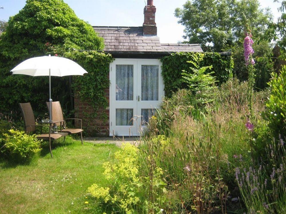 Martin Lane Farm Holiday Cottages 버스코프 외부 사진