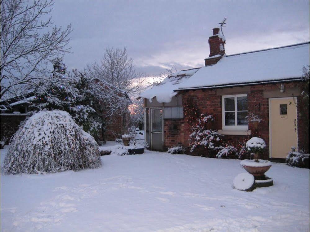 Martin Lane Farm Holiday Cottages 버스코프 외부 사진